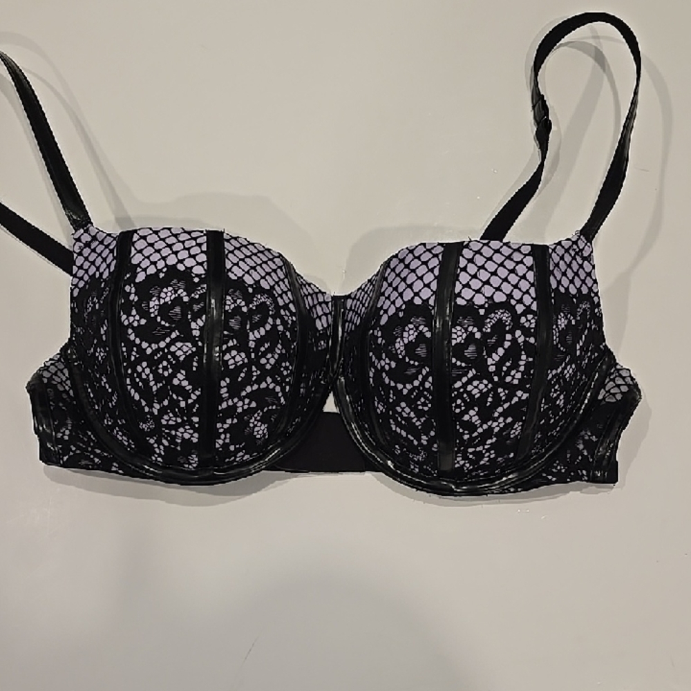 Victoria's Secret Black and Light Purple Lace Bra
